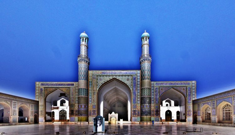 33 Breathtaking Mosques Wallpapers